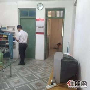青秀区，单位房，采光好，安静，干净明亮，配套齐全
