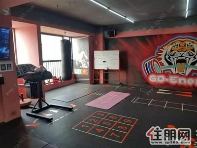 青秀区，健身房荣和中央公园210平***45一平多套户型可选