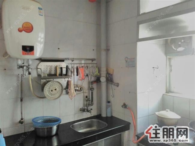 成中-湾塘路-2房2厅1800元/月