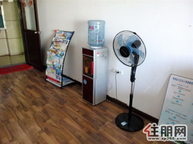 五星金运来大厦,1房可办公可住人