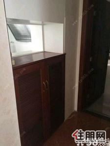 城中区，文博帅府3000元3室2厅1卫精装修，家