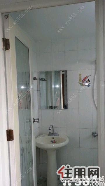 跃进路白沙锦绣景秀园西区1室1厅55平米