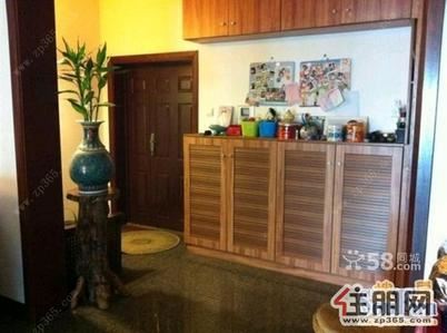 青秀区，长湖路桂豪花园3室2厅精装2300即可拎