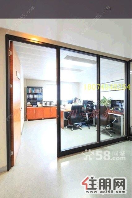 民歌湖旁地铁口汇东国际900平60/平精