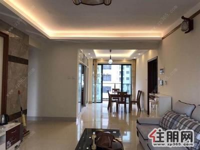 青秀区-中间位置黄金楼层明亮通透荣和大地***三房家具家电配齐拎包入住