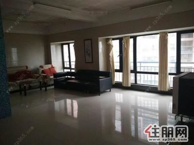 青秀区，低价出租宁铁馨苑2600元3室2厅2
