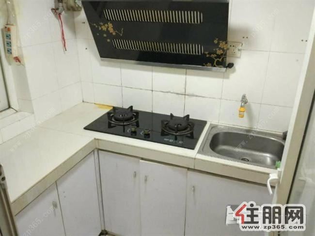 急租钻石年代中装修,家具家电齐全-整租