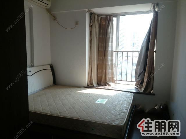 东葛路华润万家附近迷你居小区3房2厅配套出租仅租2500/月