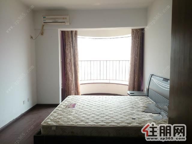 东葛路华润万家附近迷你居小区3房2厅配套出租仅租2500/月