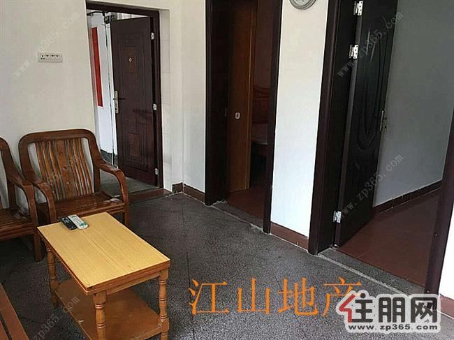 学区房3房1厅1800