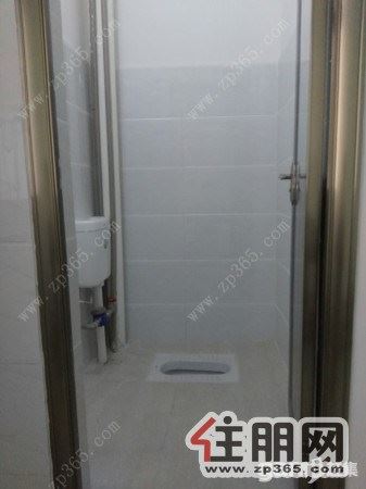 【万家房产】房子一房一厅初次出租,干净整