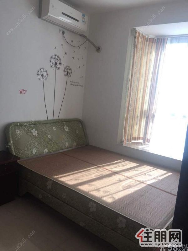 跃进世博豪庭精装1房家电家具齐全