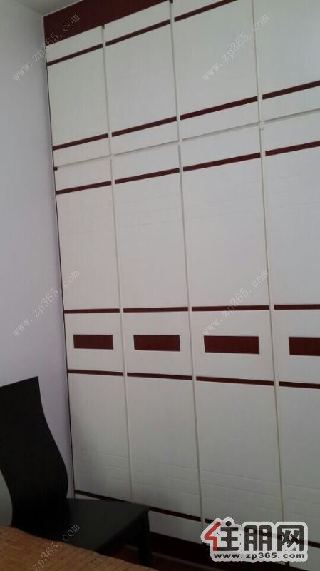 大城小院2500元3室2厅1卫精装