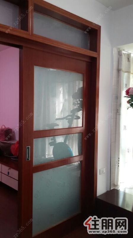 大城小院2500元3室2厅1卫精装