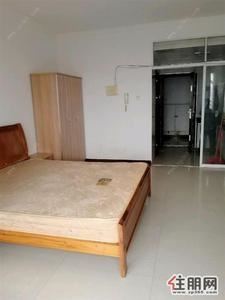 海城区，顺天泰大厦1200元2室1厅1卫精装修，正规好房型出租
