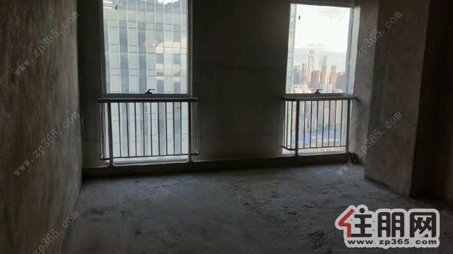 青秀万达500平毛坯招租!