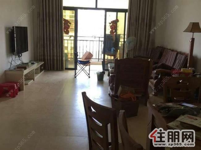 南江上海城3室2厅123平米中等装修