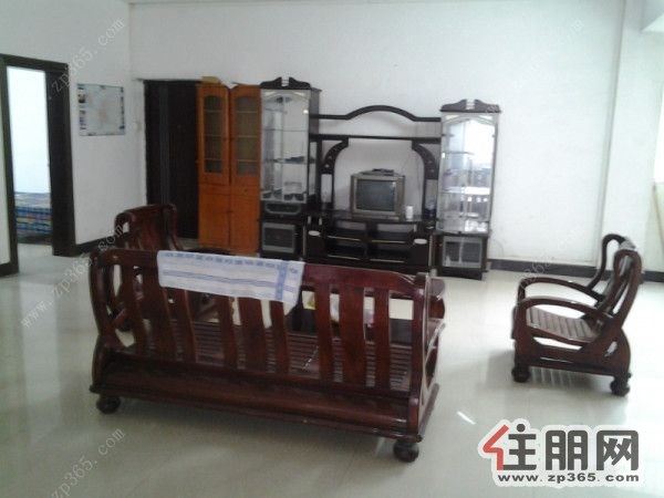 文峰北路钦南区交通运输局内3房2厅出租