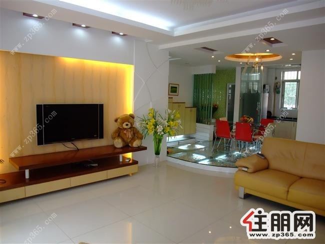 青秀万象城旁东盟商务区精装3房2厅2卫全