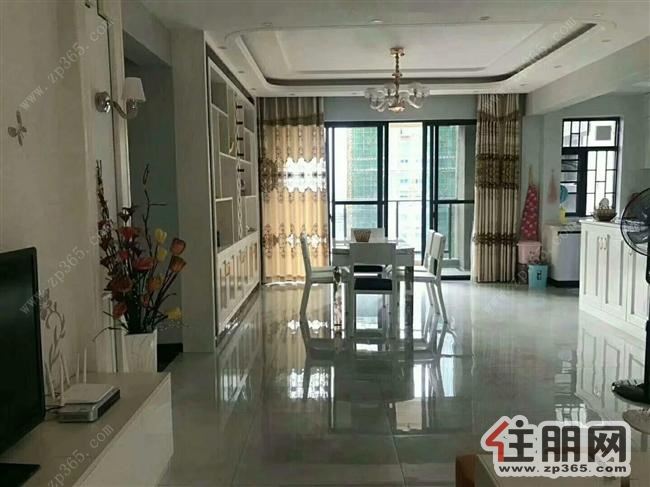 通泰爱丽舍4室2厅2卫朝向南,低价出租2800元/月