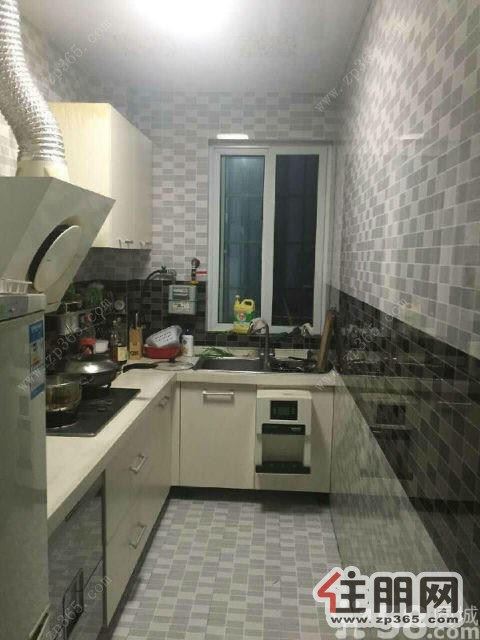 高新区碧桂苑4室2厅豪华装修家具家电齐全