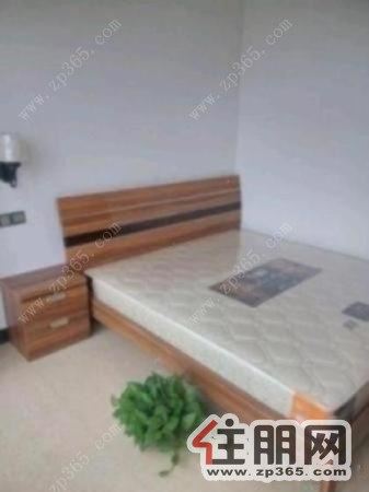 九龙新城1700元3室2厅1卫出