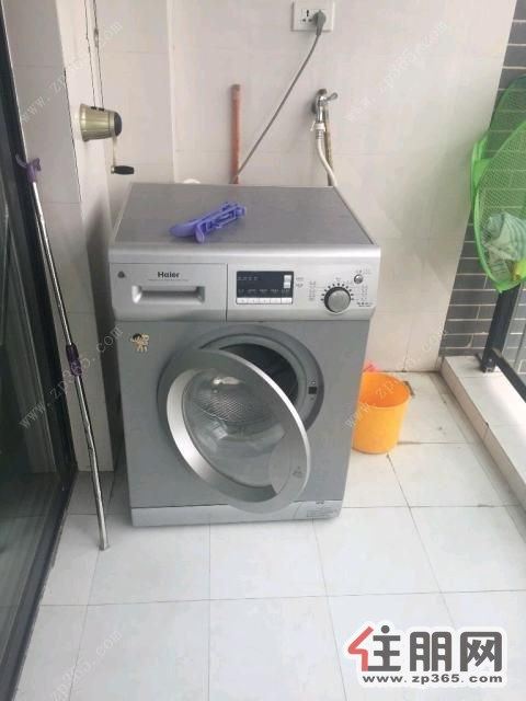 清华坊三房两厅精装修家具齐全