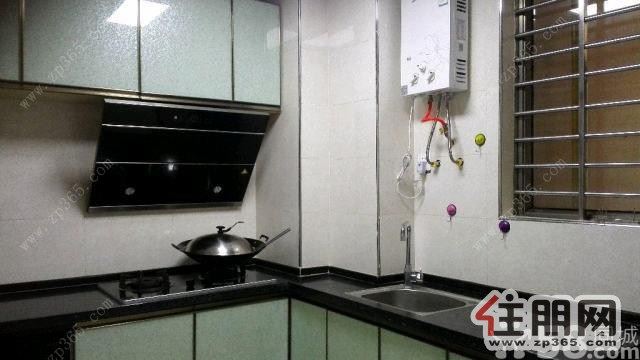 港北天悦华庭2室2厅1卫1300元