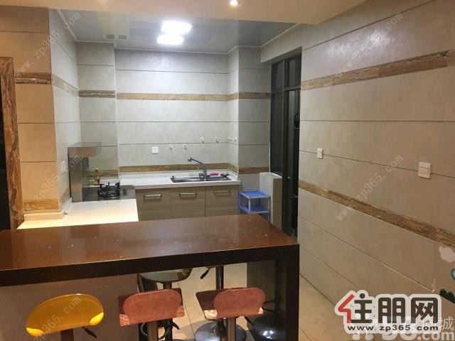 体育中心文源华都学区2室2厅87平米豪华