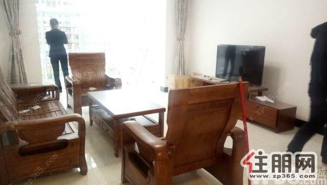 南亚名邸旁海馨嘉园新房首次出租家私齐全拎