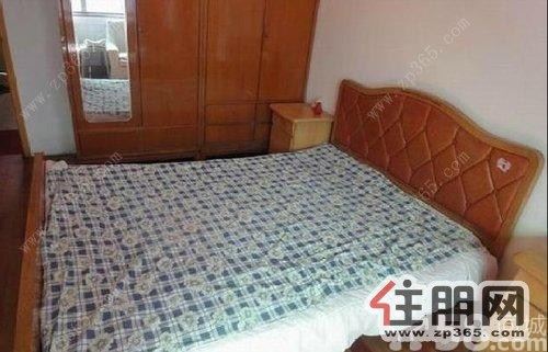 鱼峰花样年小区1室1厅42平米简单装修押