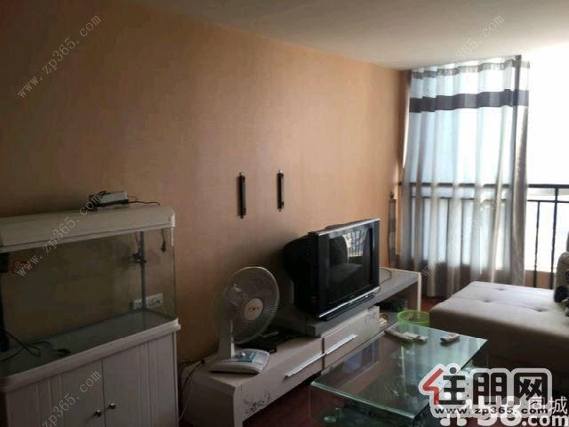 人民医院对面南亚名邸一房一厅家电齐全拎包