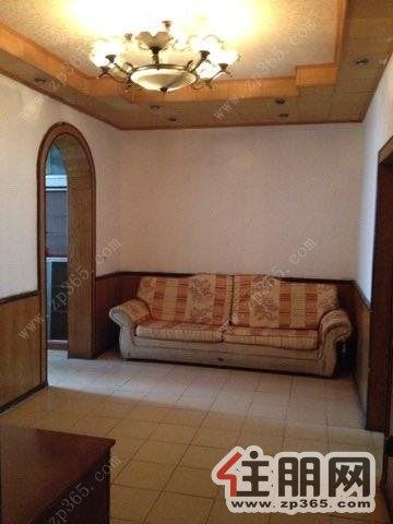 柳锌小区1500元2室2厅1卫精装