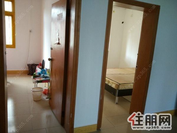 葛村路32号钻石年代对面