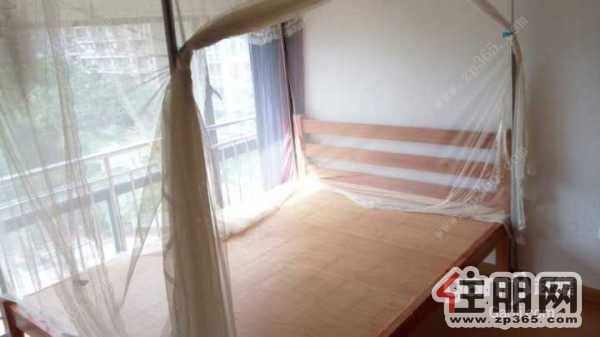 同人学府大道小3房错层大客厅超高阳台