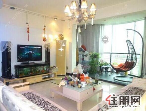 金湖帝景2000元2室1厅1卫精装