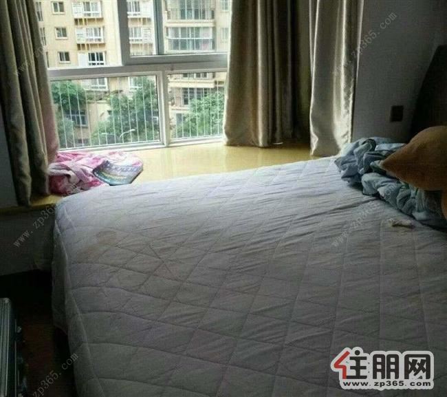 广汇东湖城正规1房1厅53平,端正户型坐拥东湖公园美景吧