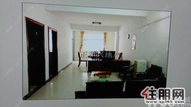 水晶城附近3室,简装