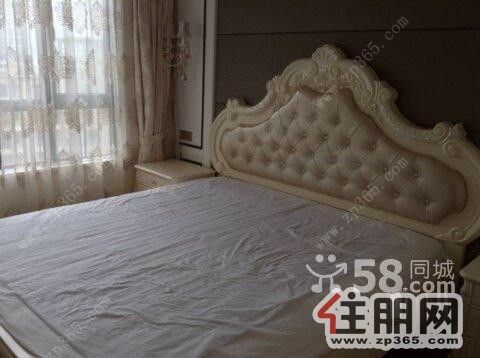 非中介急招合租!!荣和大地二组团主卧