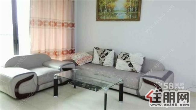 东盟商务中新国际3室2厅120平米精装修