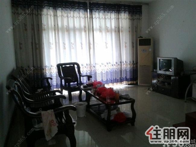 港北德宝花园3室2厅2卫1500元