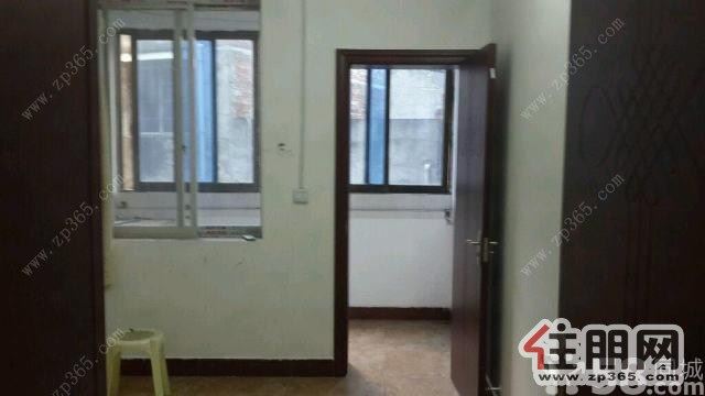 城中-人民广场人民医院宿舍(广场路)3室