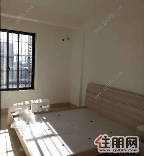 大城小院旁【华展华园】大2房家具齐全2