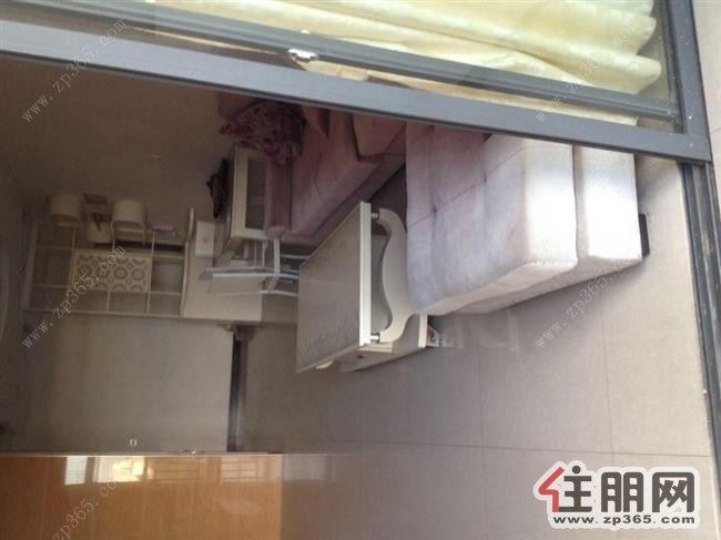 广场丽园1100元2室2厅1卫普通
