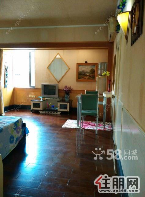 好房出租,居住舒适,卫生局宿舍1400元