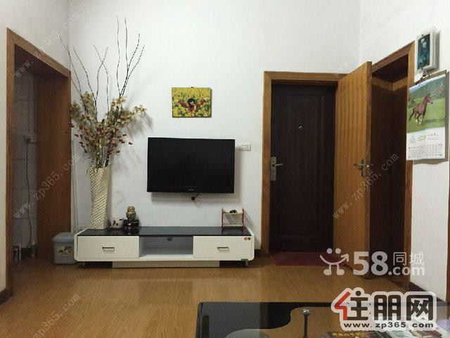 好房超级抢手出租,鹅山路5区1300元