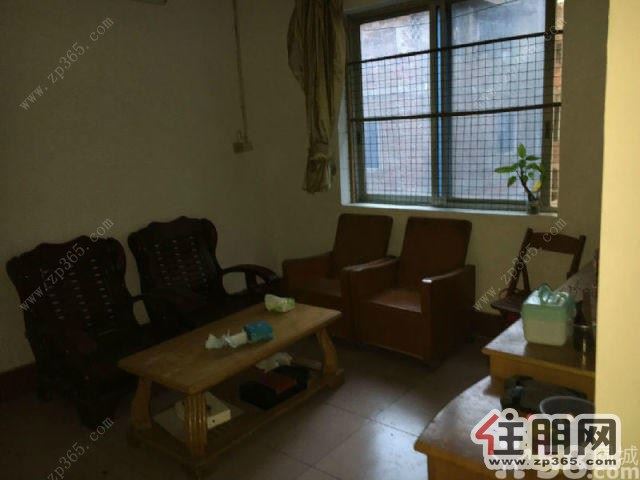 三中路市委旁3室-黄金3楼实惠1500