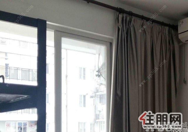 保利对面,冠亚蓝湾国际3室2厅120平米