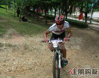 光·水悦龙湾杯沿江自行车赛举行（6.25）