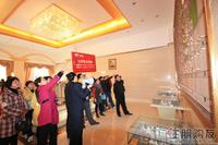 住朋购友看房团走进万锦华府